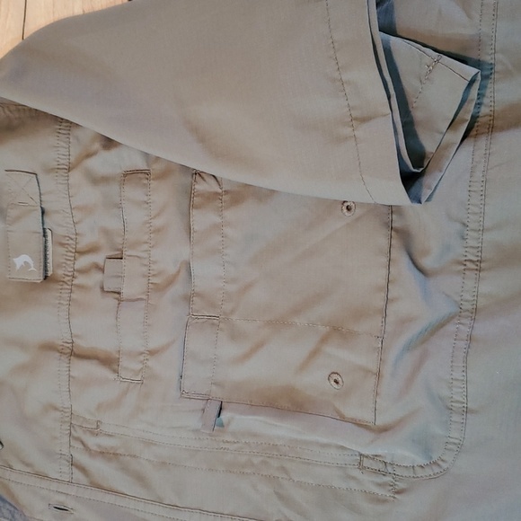 Reel Legends Saltwater vented fishing shirt.‎ - Picture 2 of 10